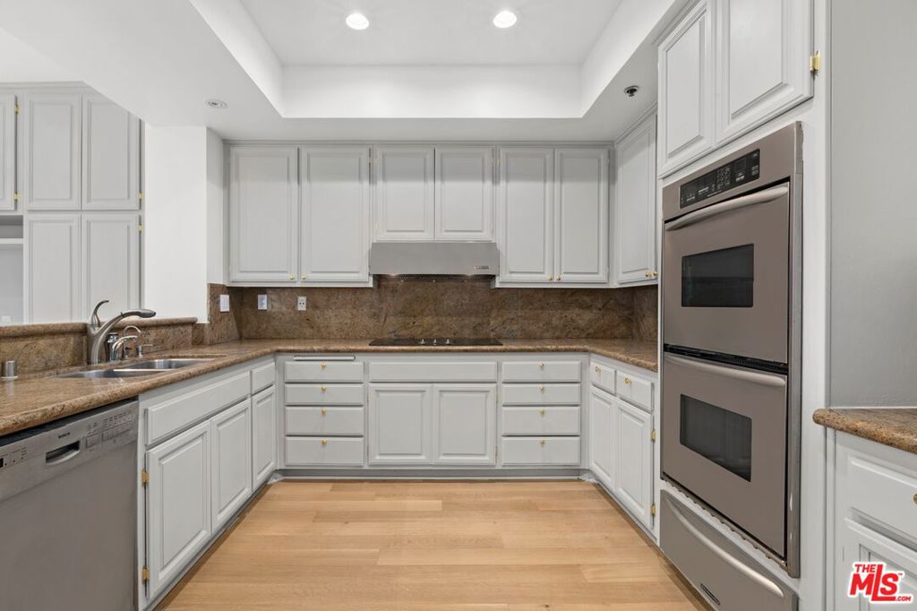 2132 Century Park Lane 409