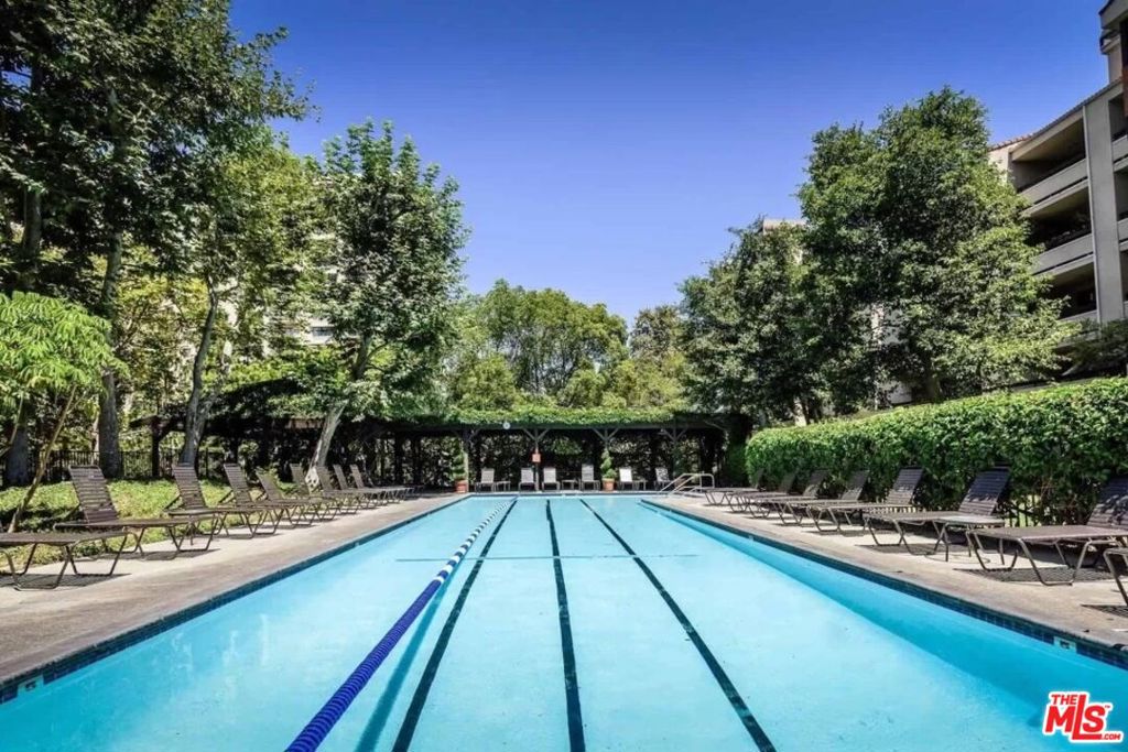 2132 Century Park Lane 409