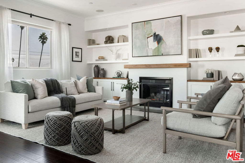 1316 Amherst Avenue 402