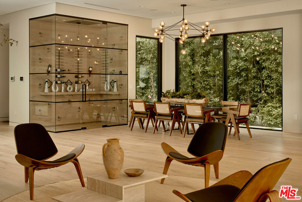 1024 N Orlando Avenue