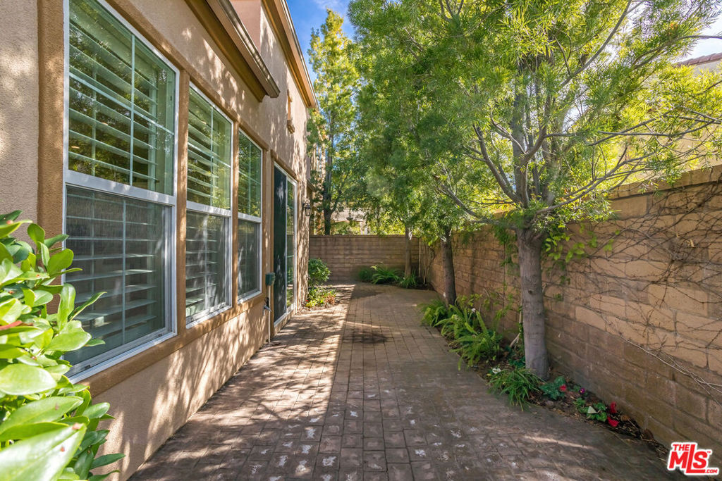 23743 Noble Fir Court