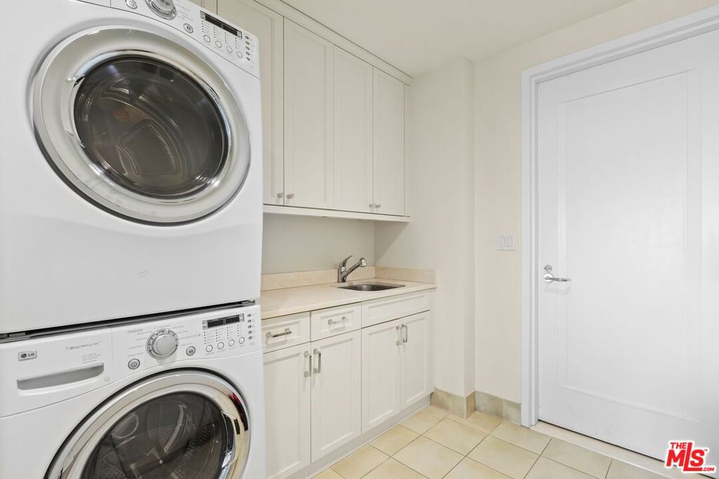 1 W Century Drive 10A