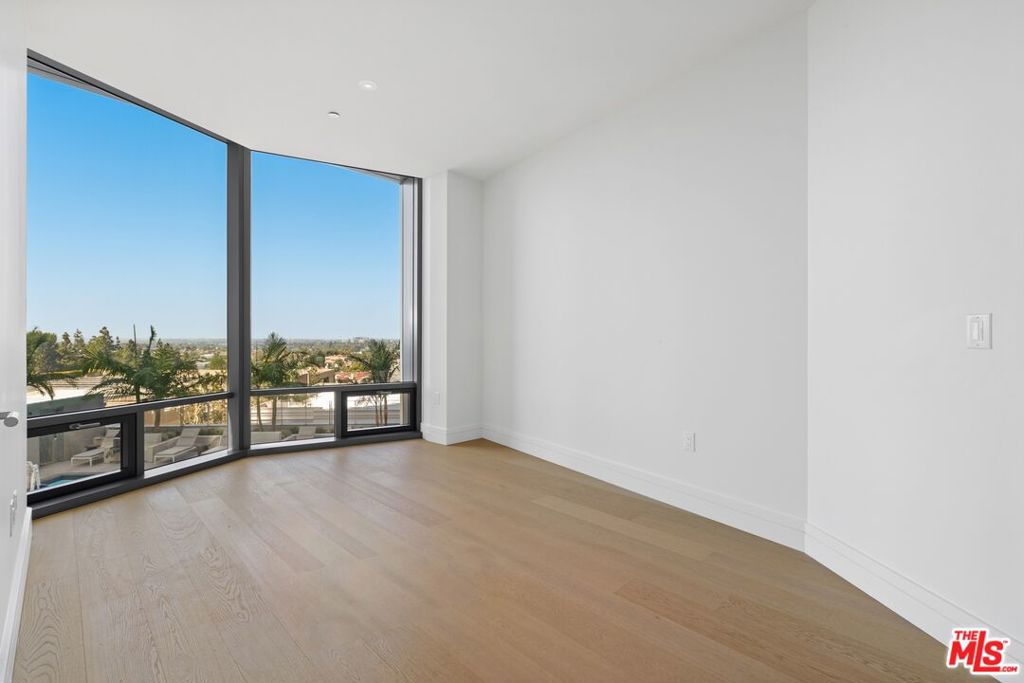 211 Elm Court 3B