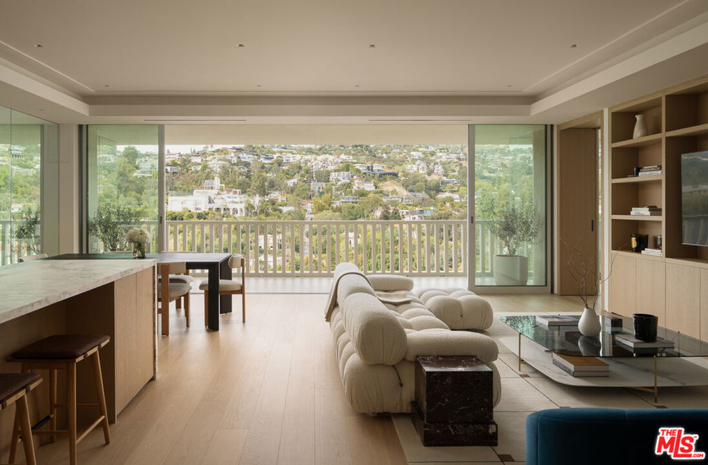 9255 Doheny Road 1703