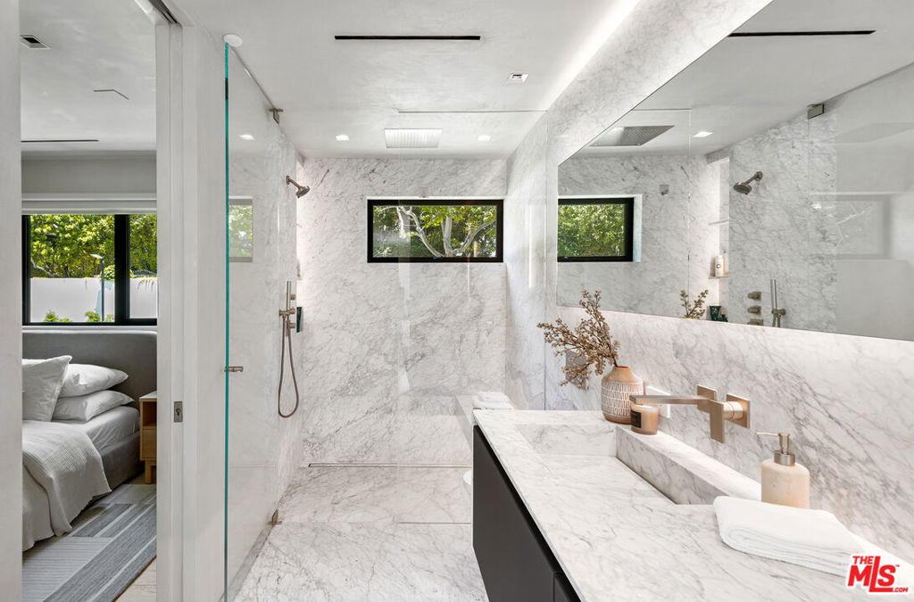 11993 Brentridge Lane