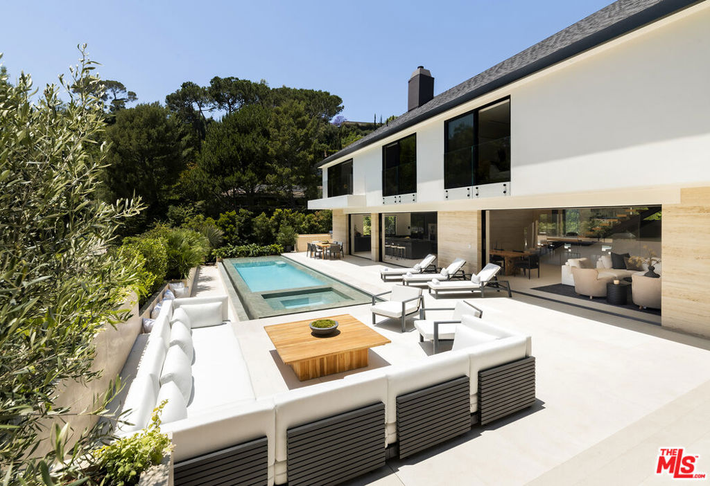 11993 Brentridge Lane