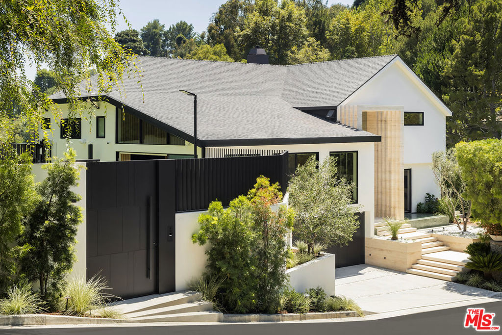 11993 Brentridge Lane