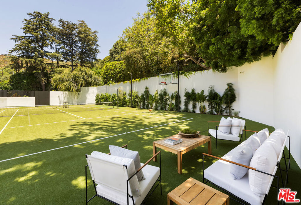 11993 Brentridge Lane