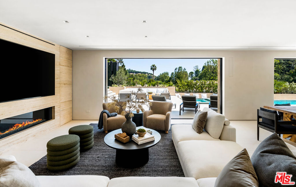 11993 Brentridge Lane