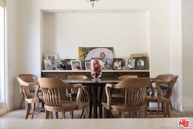 4241 Prado De Los Pajaros