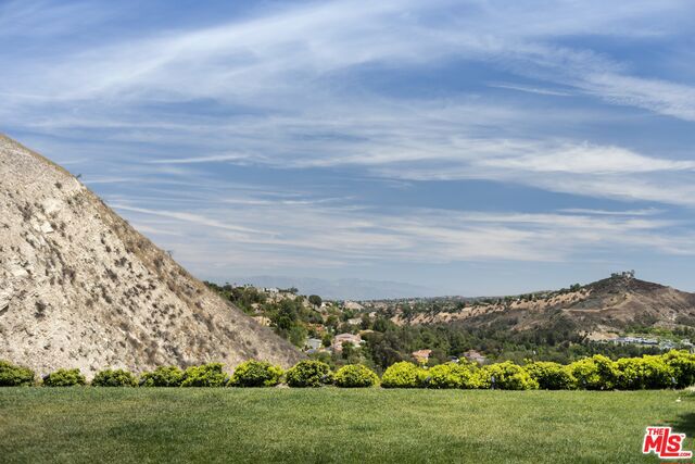 4241 Prado De Los Pajaros