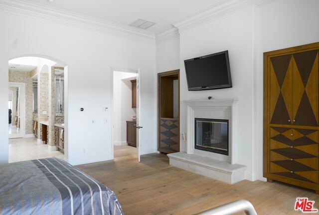 4241 Prado De Los Pajaros