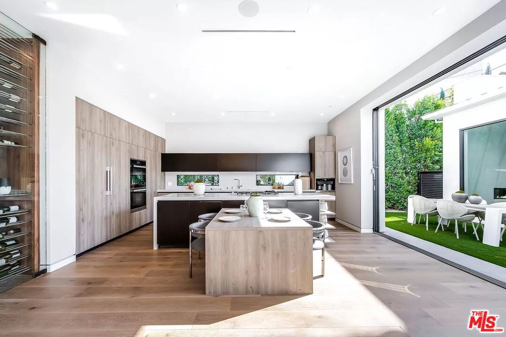 723 N Orlando Avenue