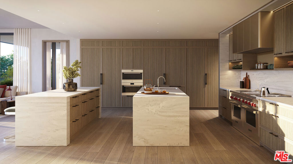 9900 S Santa Monica Boulevard 3B