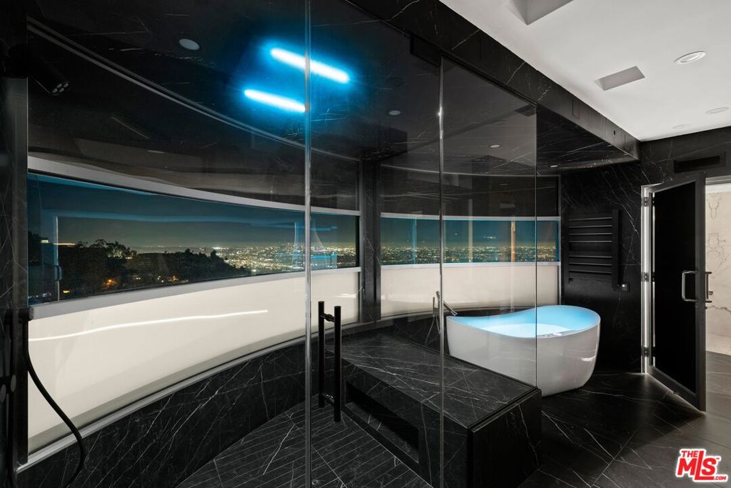 2260 Sunset Plaza Drive