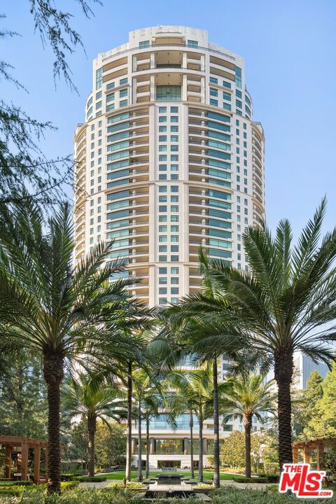 1 W Century Drive #TH A