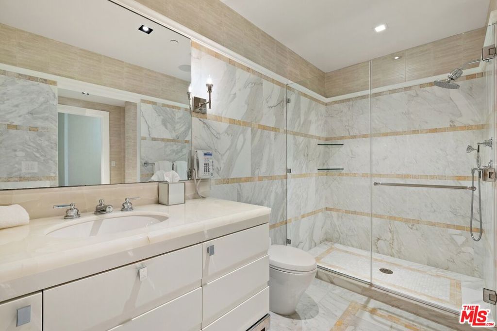 1 W Century Drive #TH A