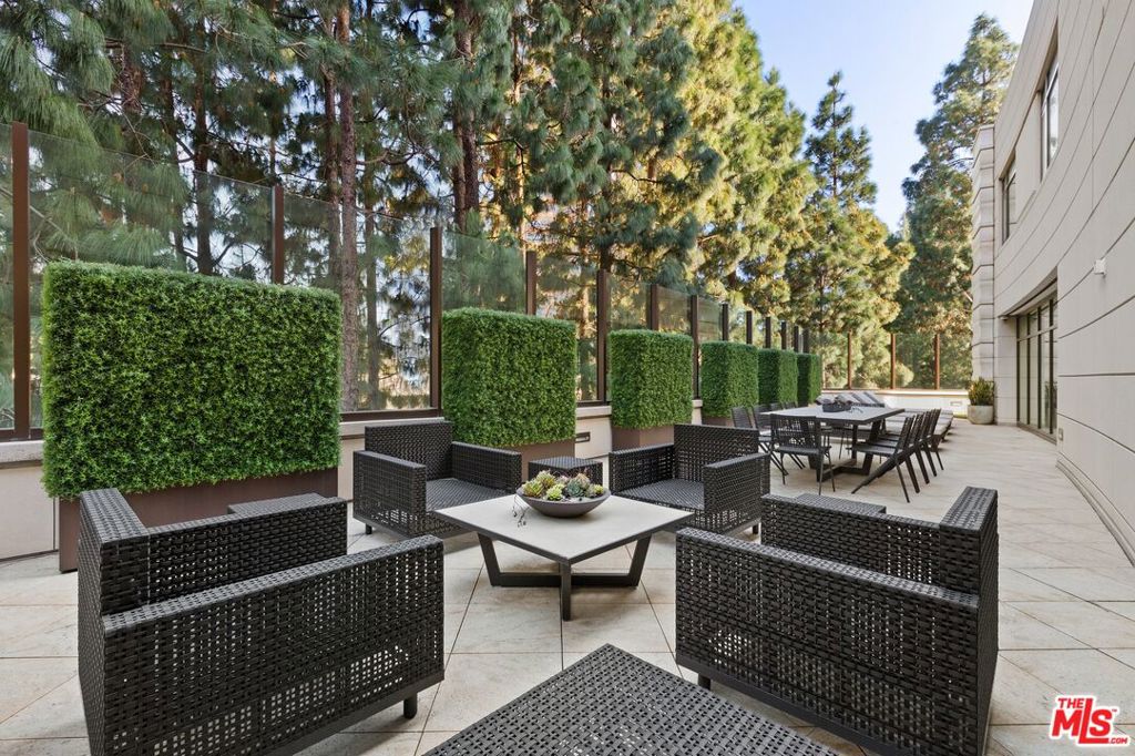 1 W Century Drive #TH A