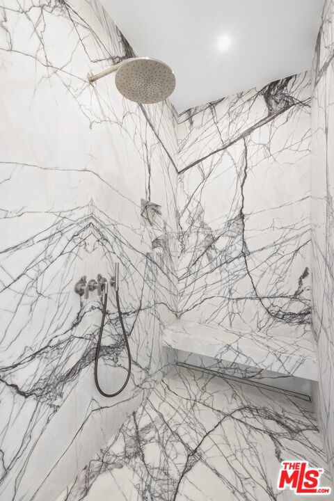 9255 Doheny Road 2605