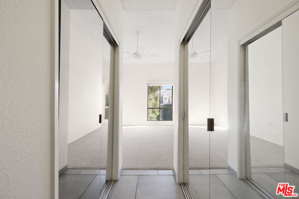 1440 Veteran Avenue 526