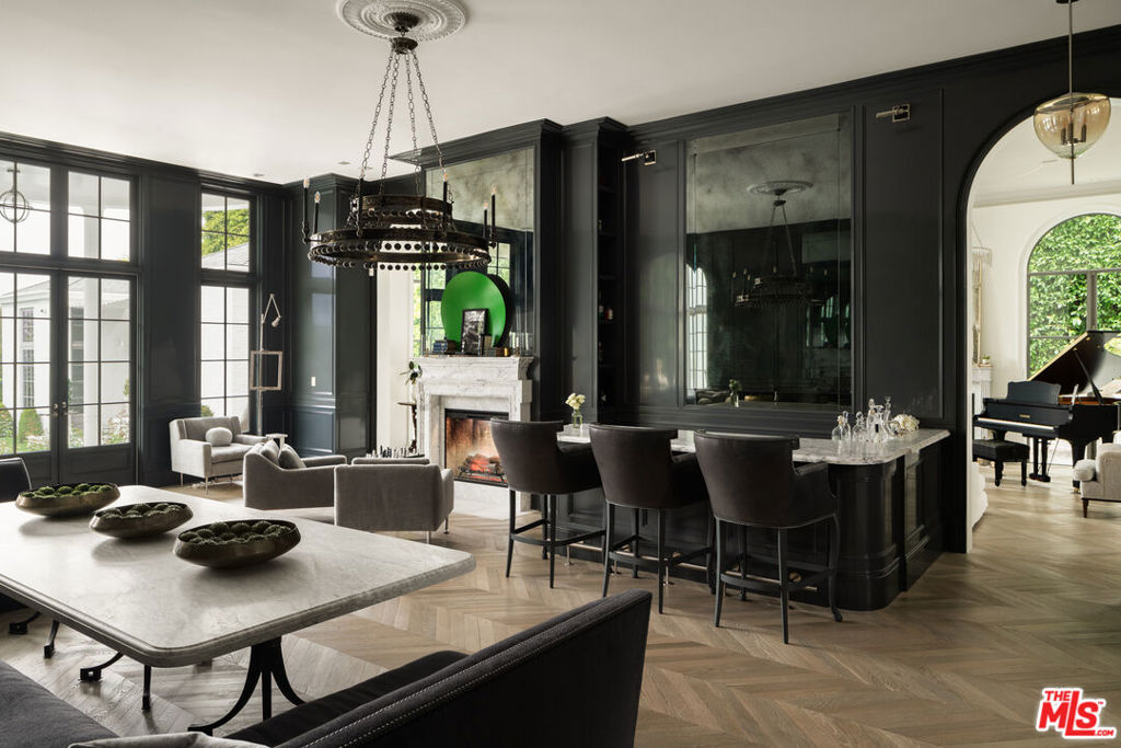 227 N Tigertail Road