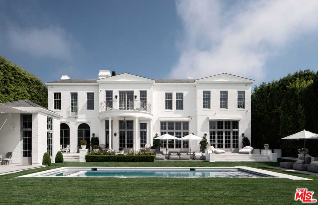 227 N Tigertail Road