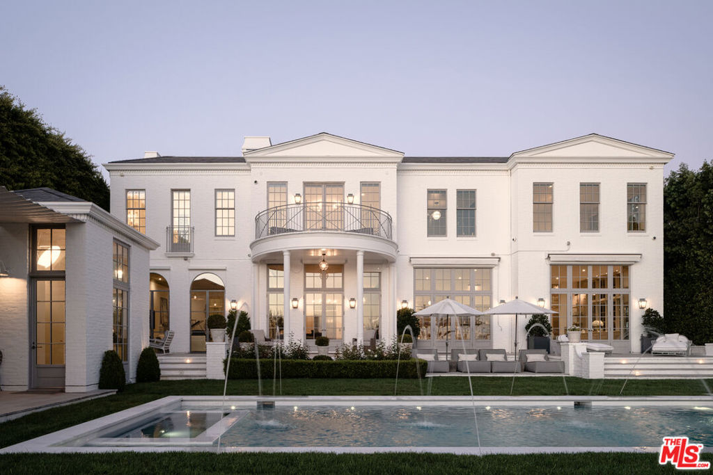 227 N Tigertail Road