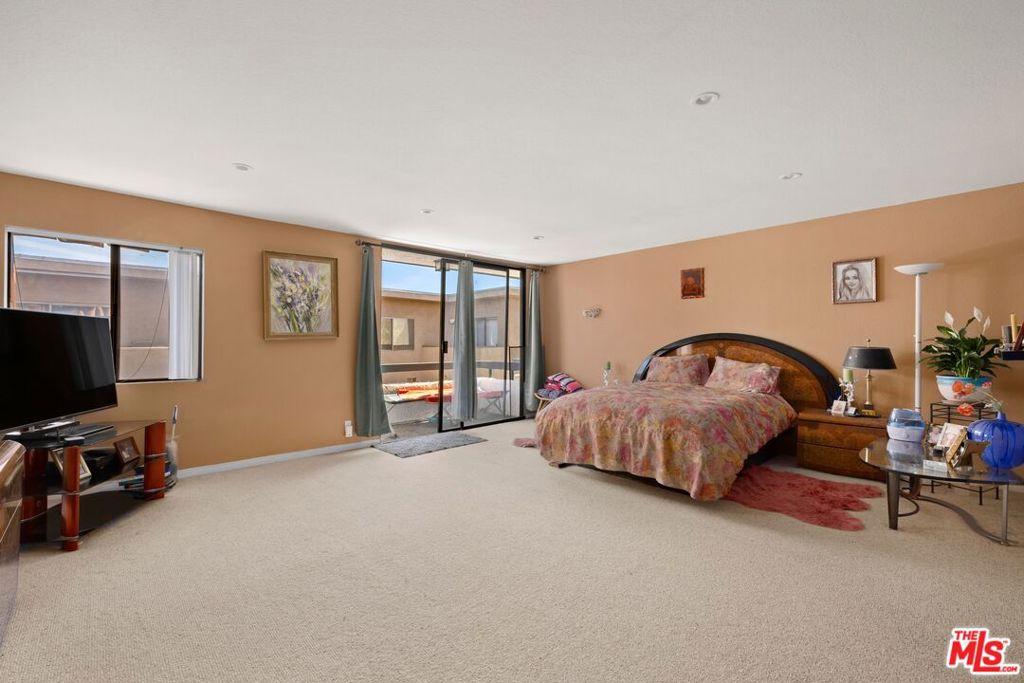 17832 Margate Street