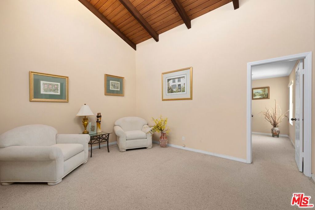 17832 Margate Street