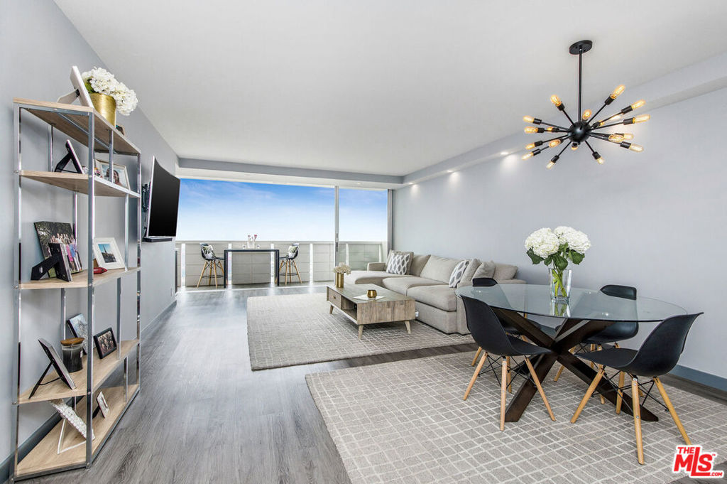 8787 Shoreham Drive 1110