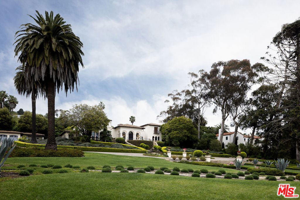 1084 Golf Road