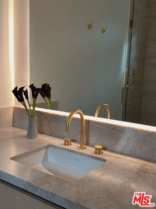 2122 Century Park Lane 109