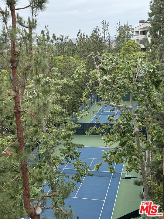 2122 Century Park Lane 109