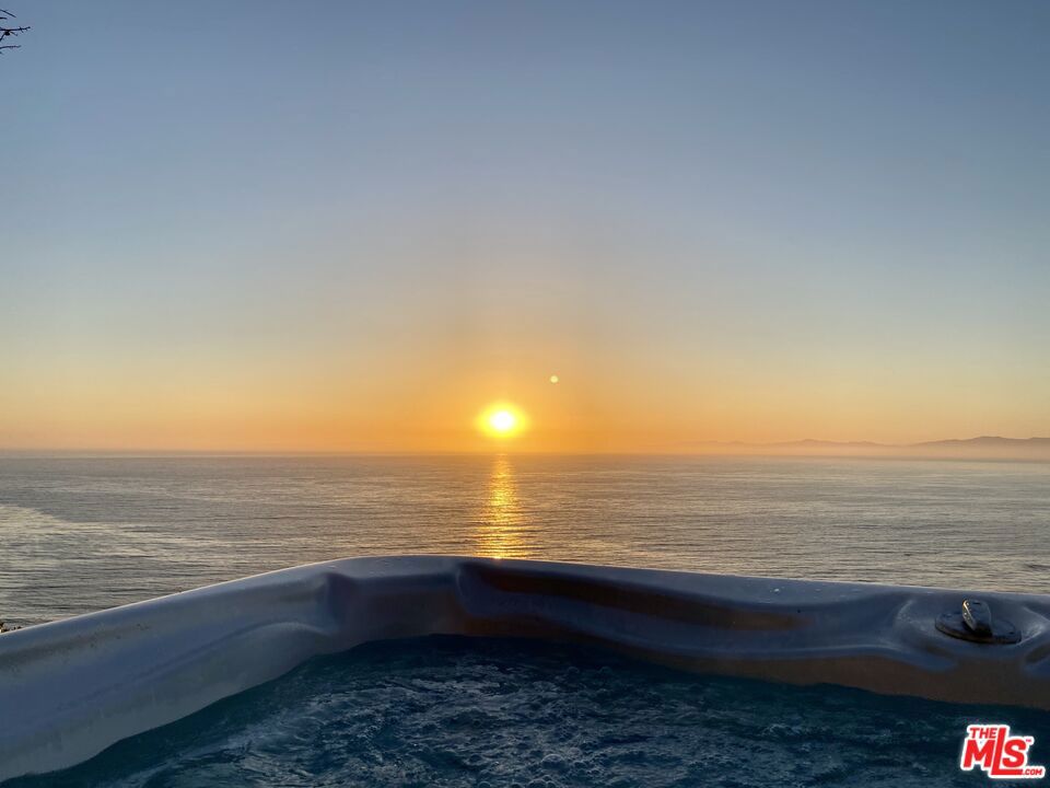 1115 Palos Verdes Drive West Drive