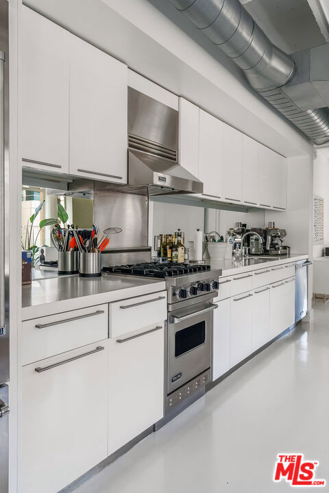 6253 Hollywood Boulevard 901