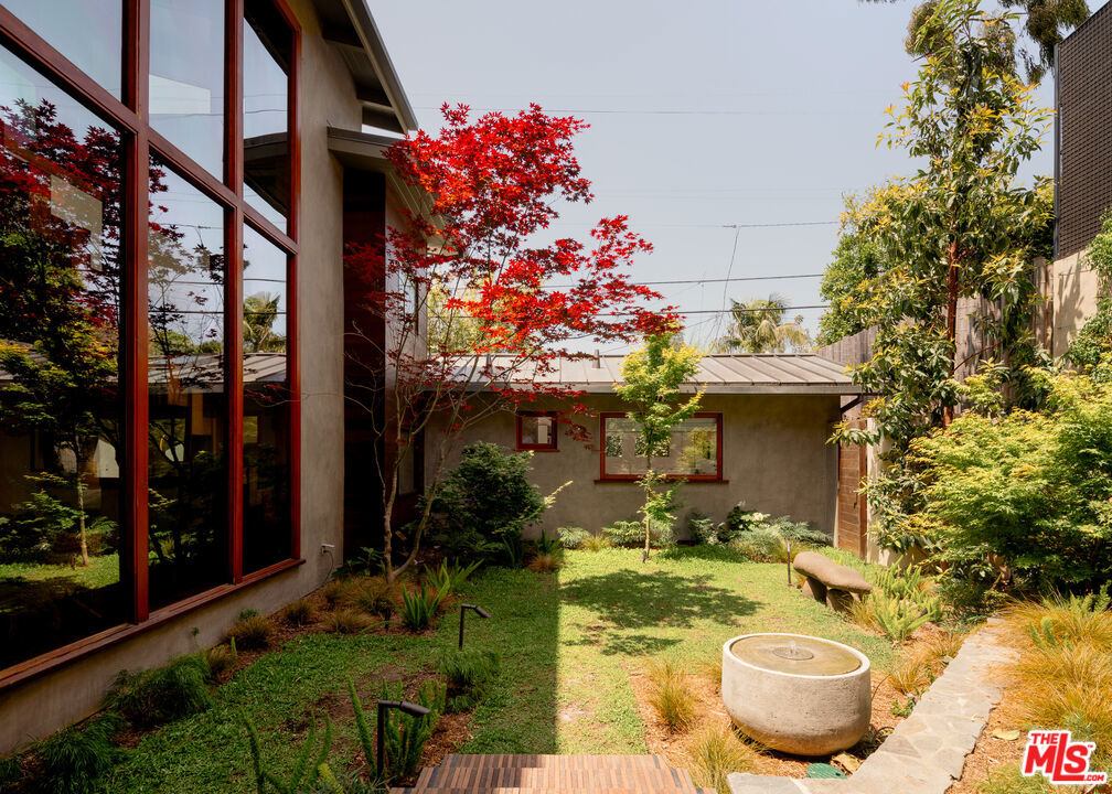 415 Mesa Road