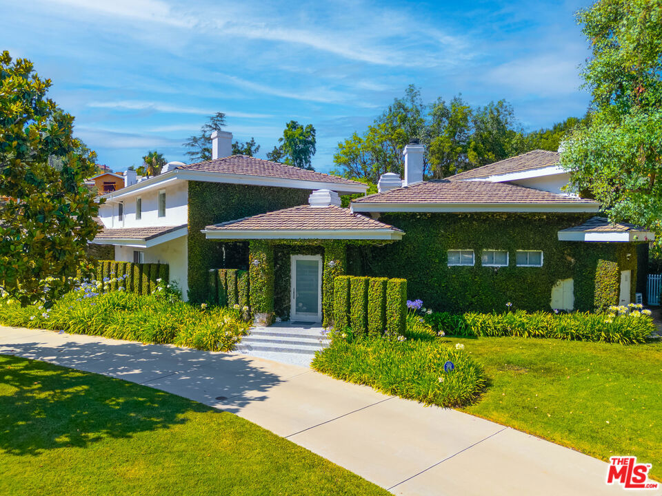 24341 Bridle Trail Road