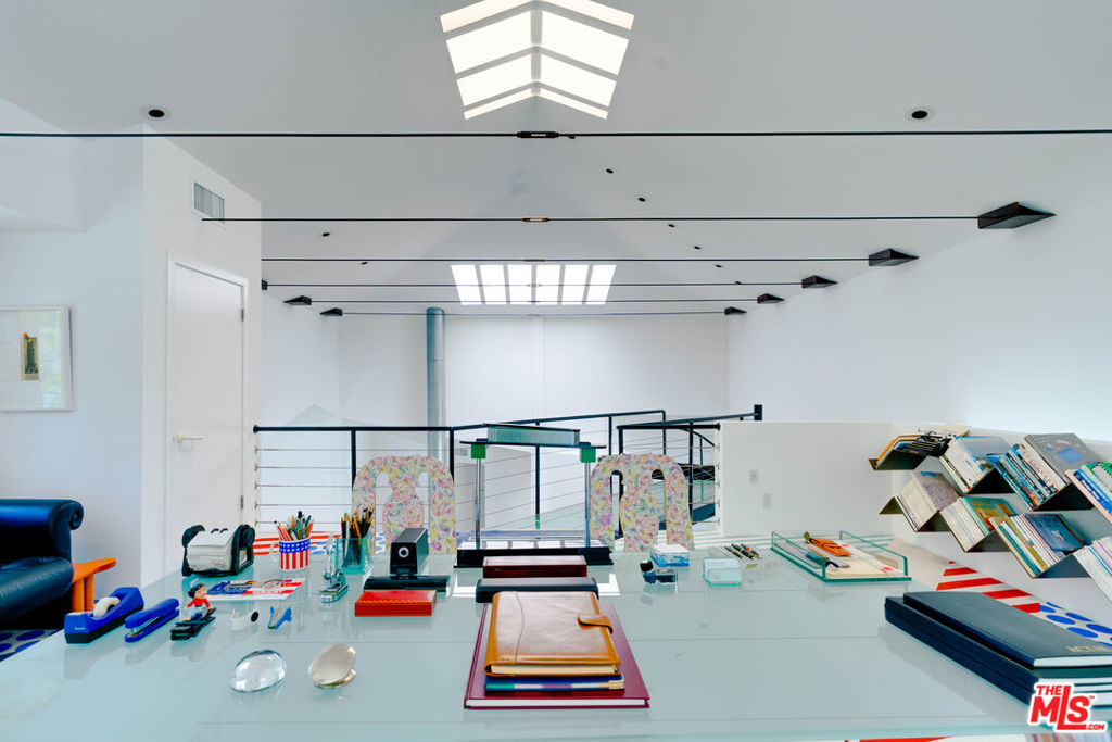 24341 Bridle Trail Road