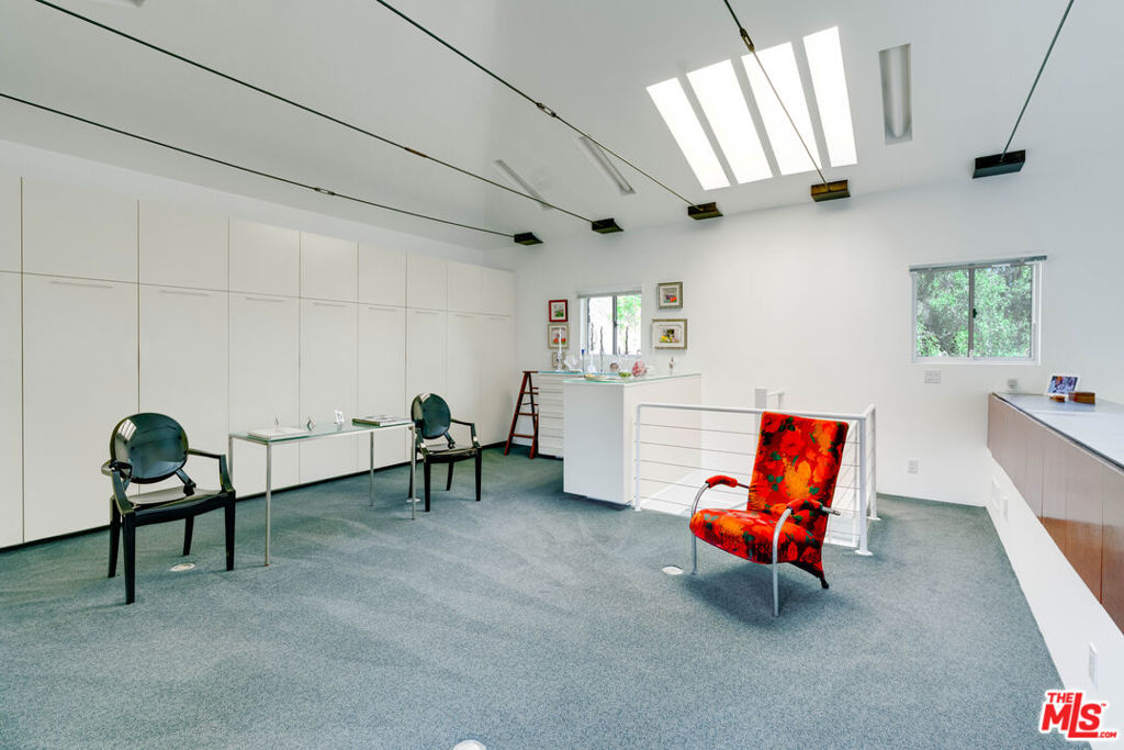 24341 Bridle Trail Road