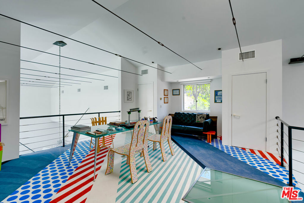 24341 Bridle Trail Road