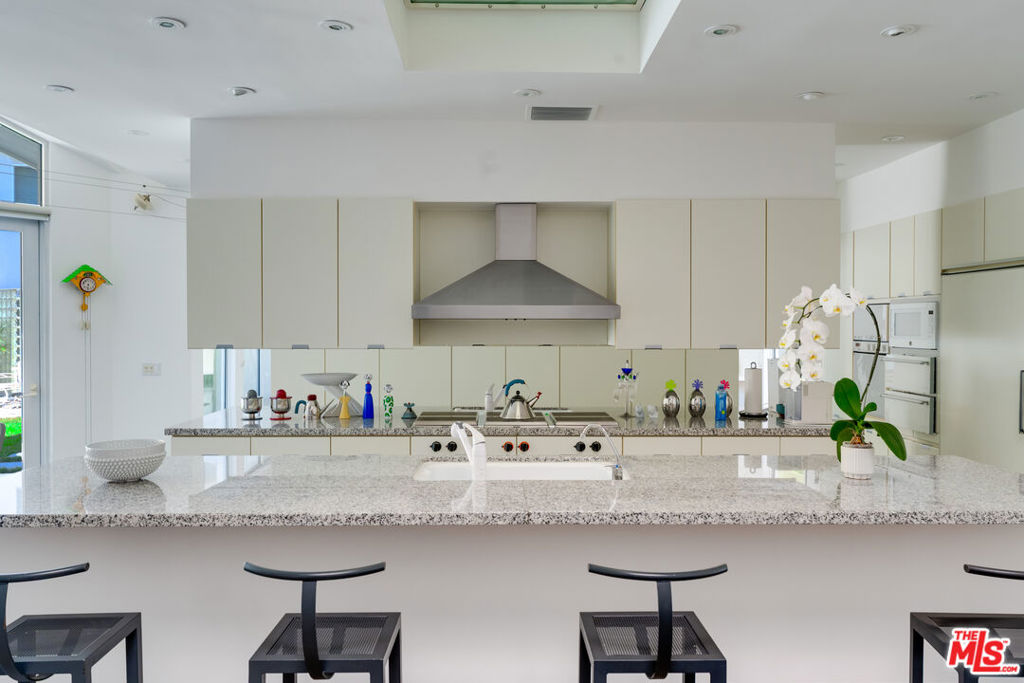 24341 Bridle Trail Road