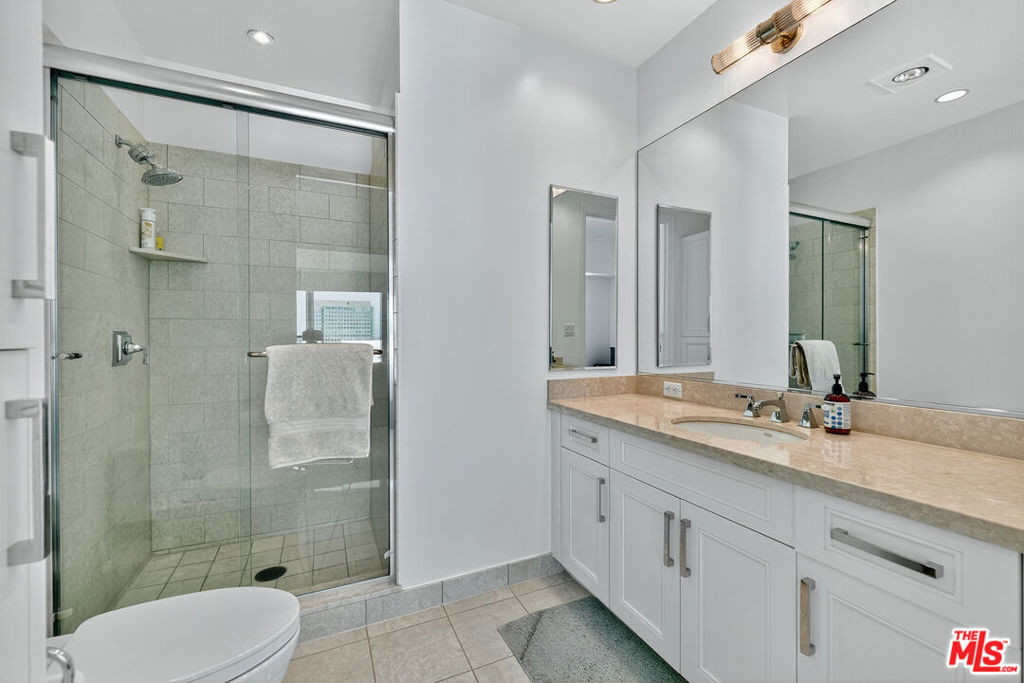 10727 Wilshire Boulevard 1802