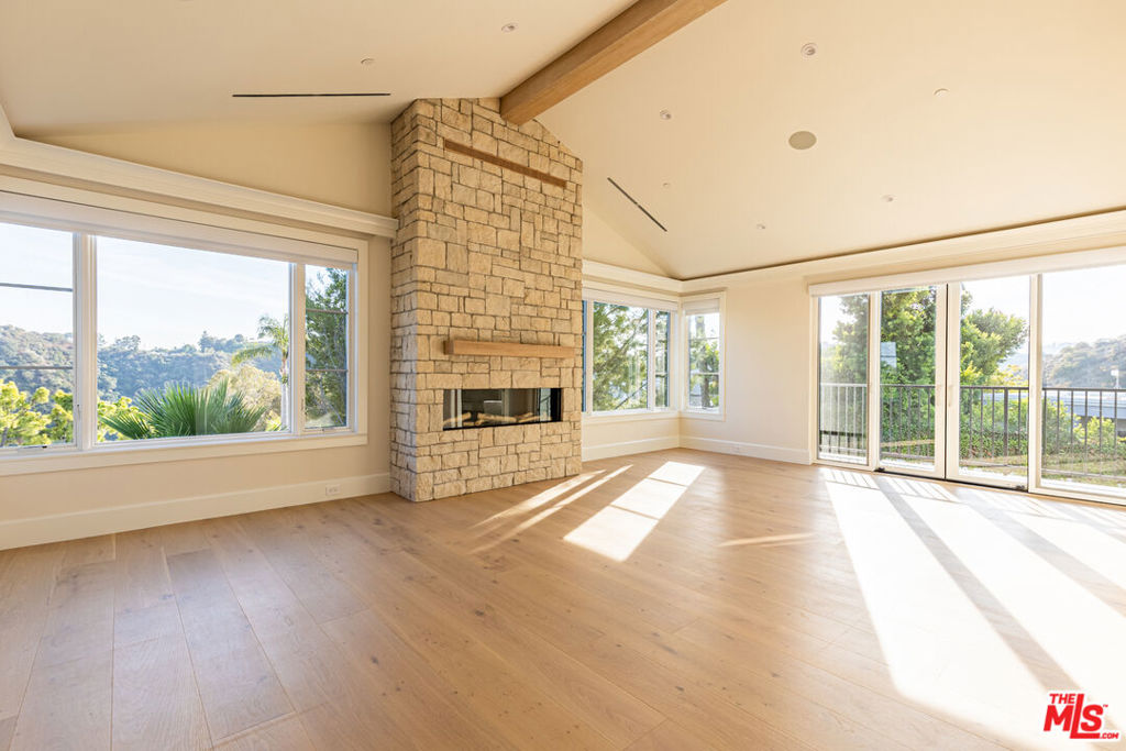 9929 Anthony Place