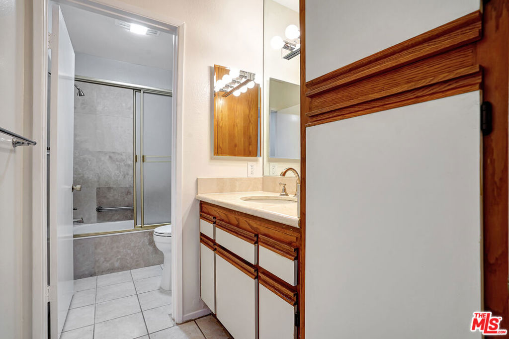 1351 N Crescent Heights Boulevard 308