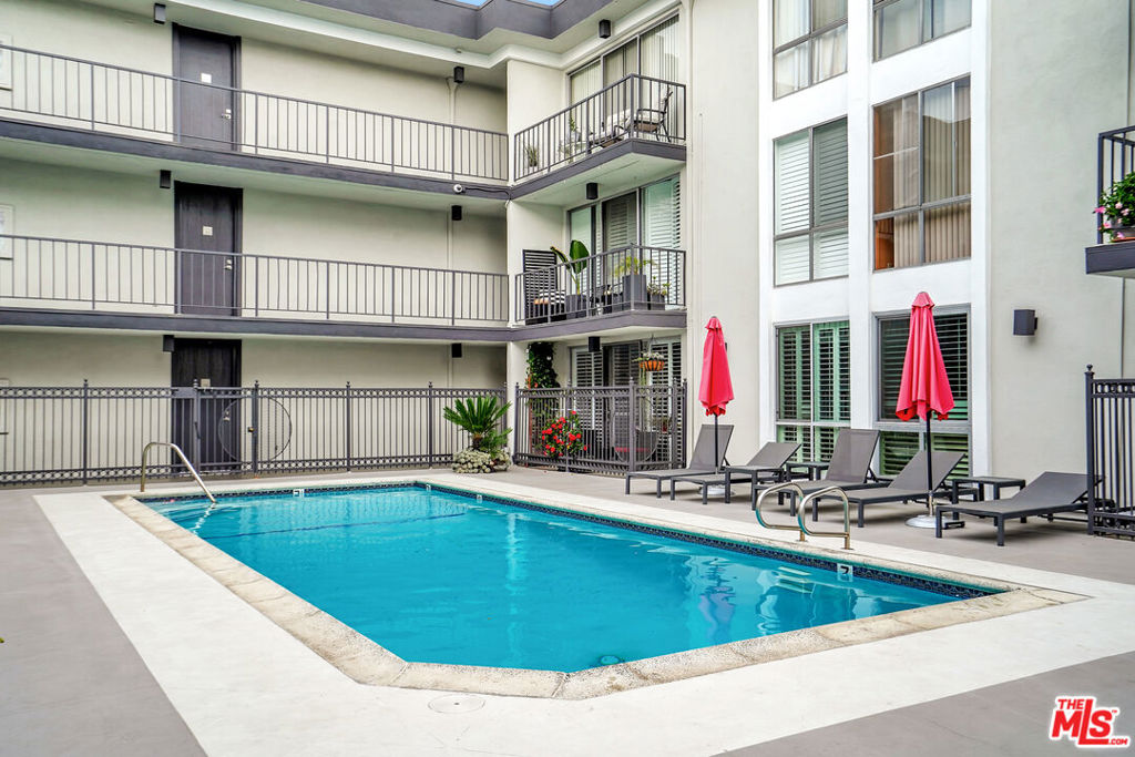 1351 N Crescent Heights Boulevard 308