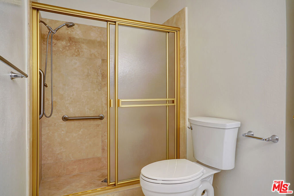 1351 N Crescent Heights Boulevard 308