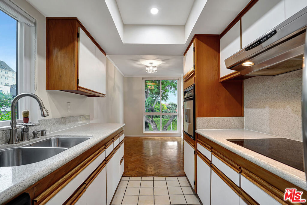 1351 N Crescent Heights Boulevard 308