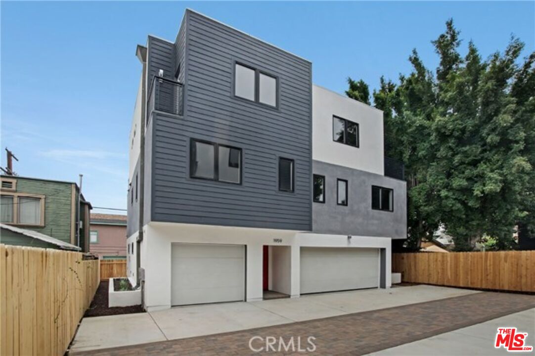 1957 Vista Del Mar St Unit: 1/2