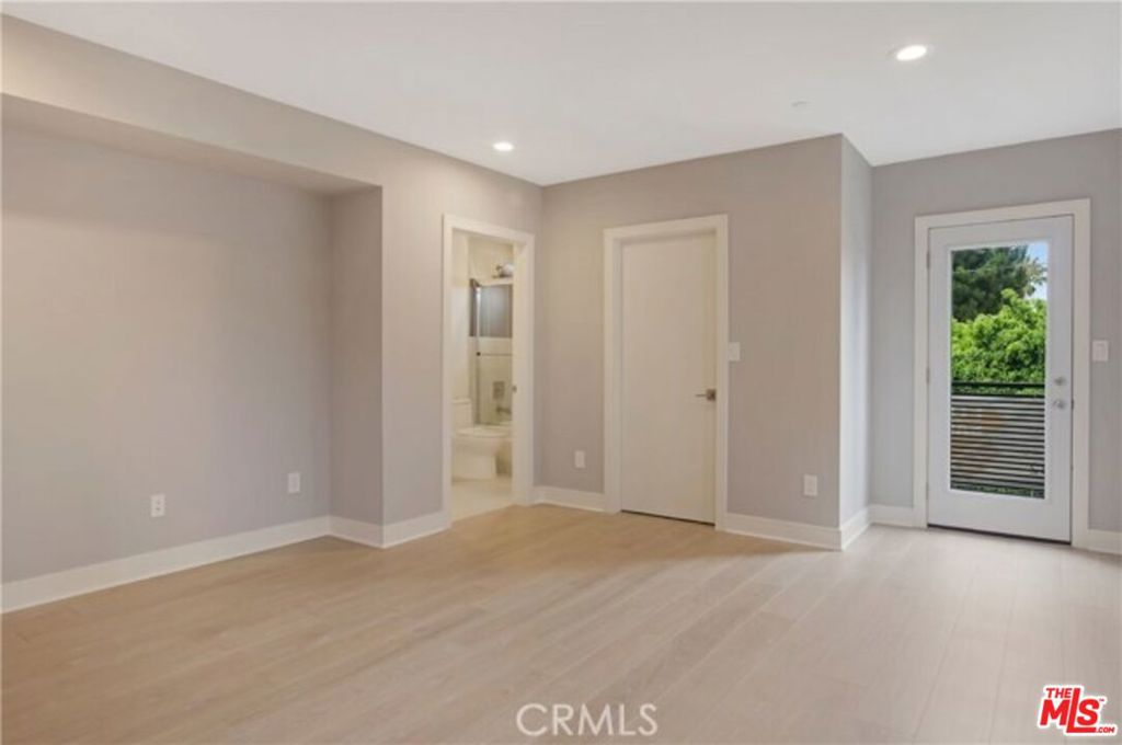 1957 Vista Del Mar Street