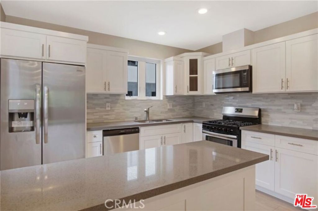 1957 Vista Del Mar Street